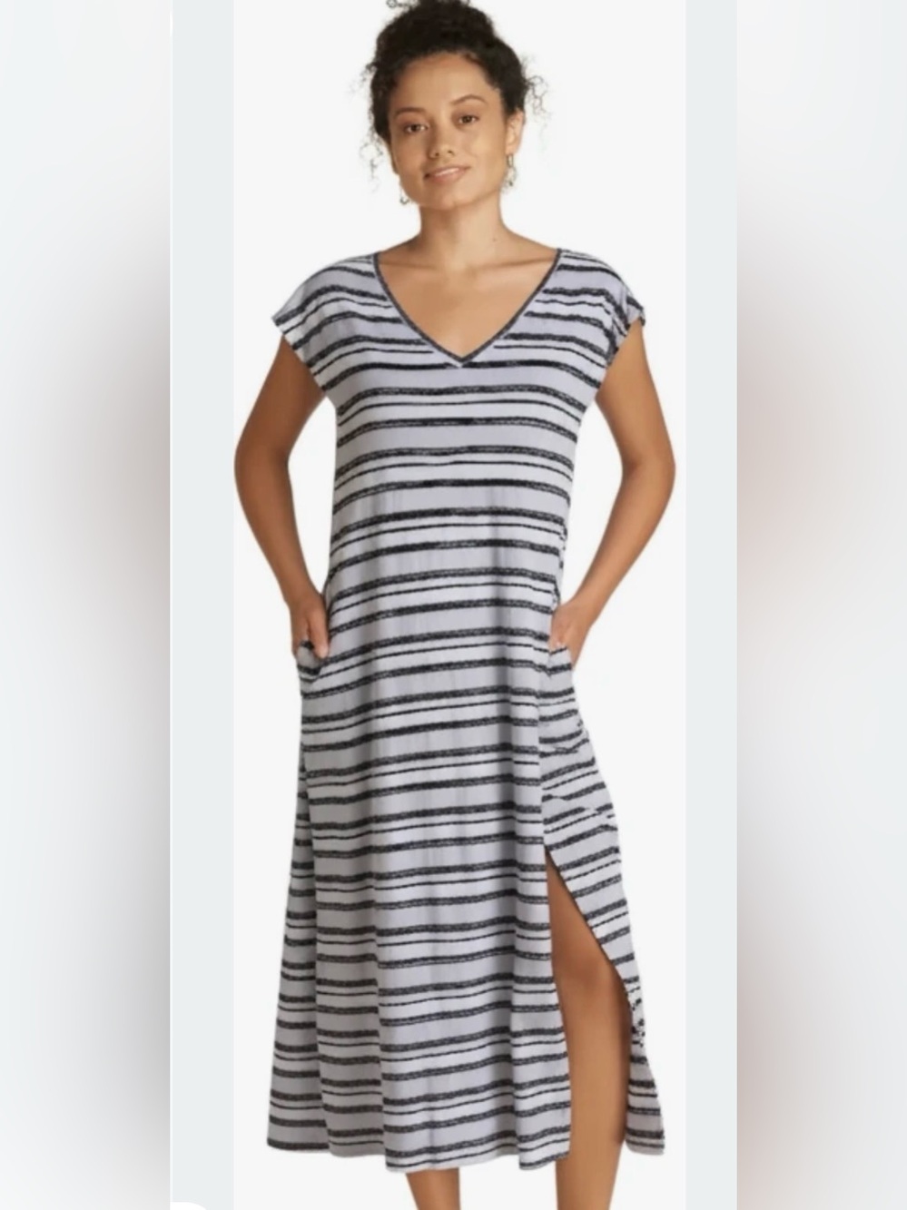 LOFT Lou & Grey Striped V-Neck Maxi Dress in White and Navy/Charcoal Size M